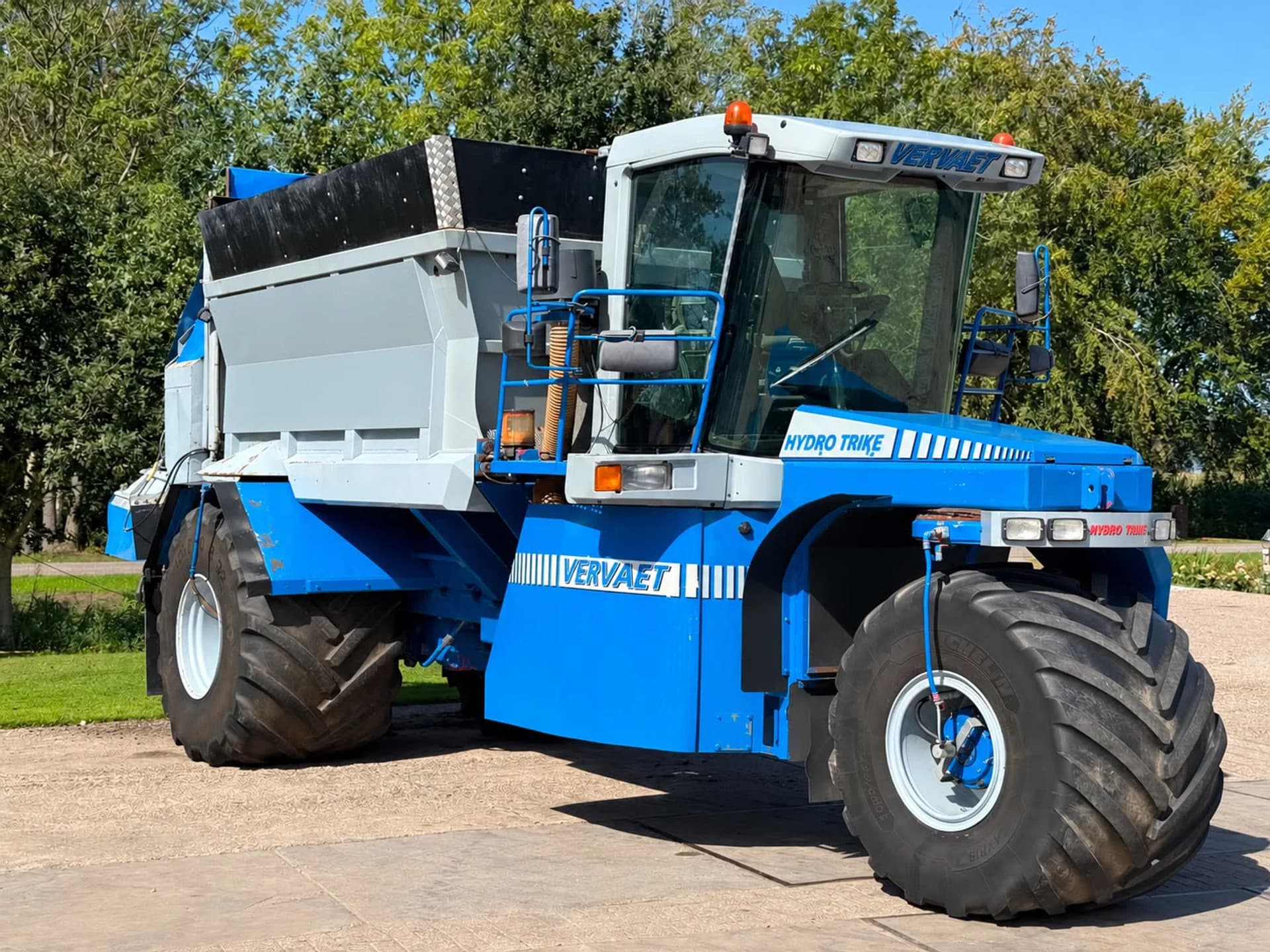 Vervaet Hydro trike Zelf rijdend Mestwagen Mestverspreider VOL GPS!! Slurry