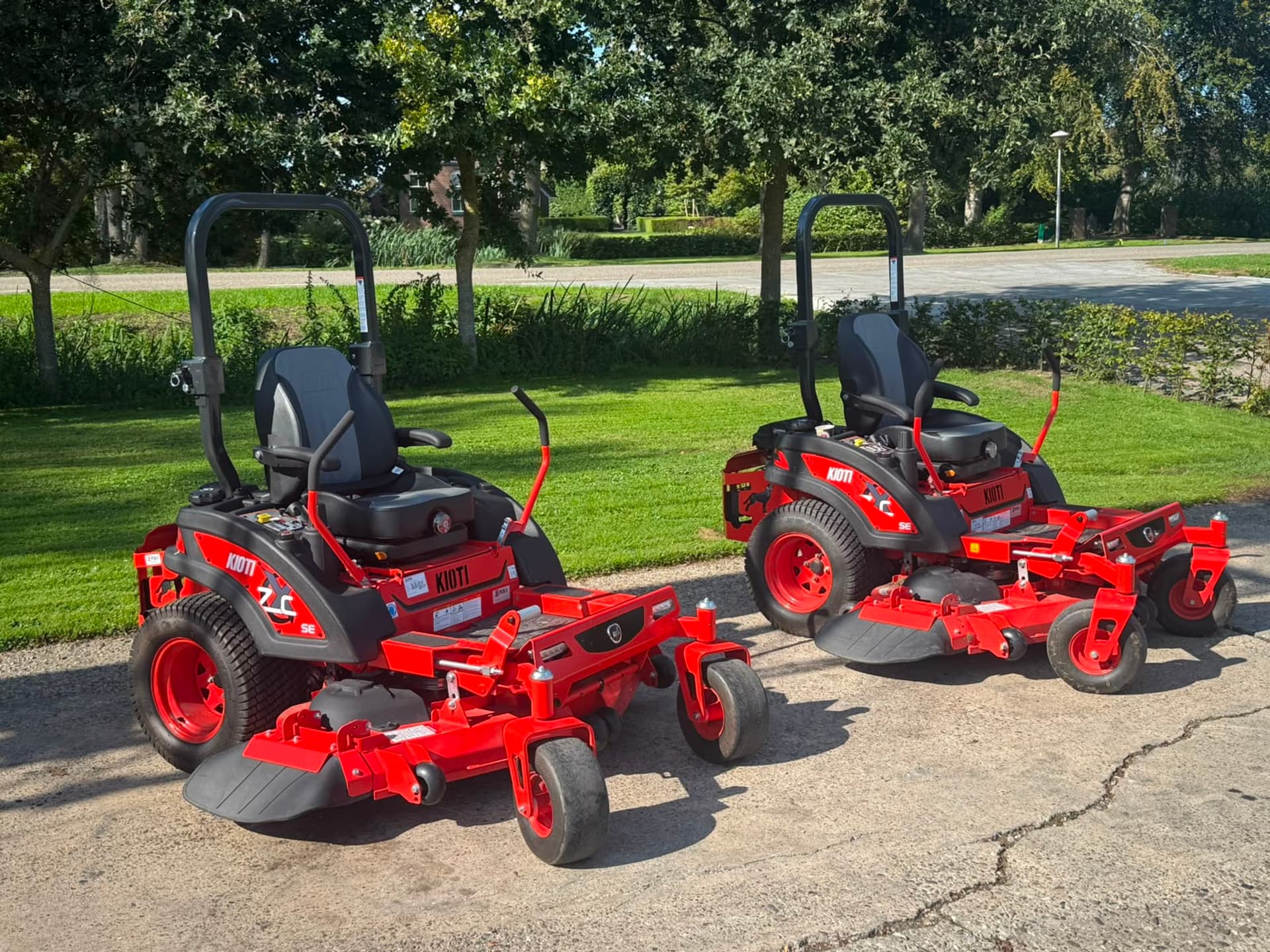Kioti ZXC 54 SE Zero turn Zitmaaier Maaier Gazonmaaier NIEUW